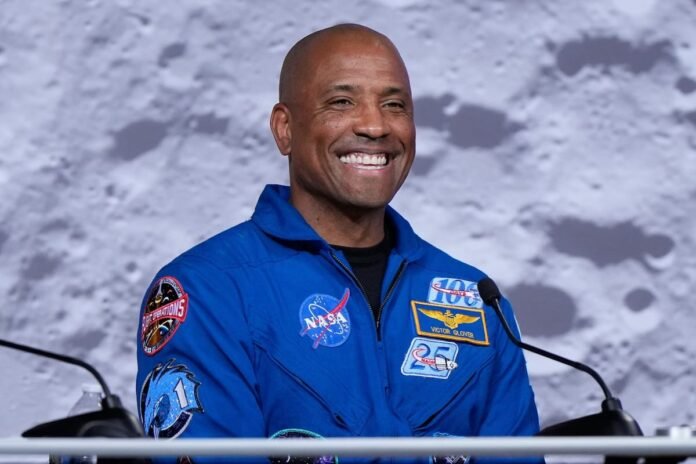 Victor Glover