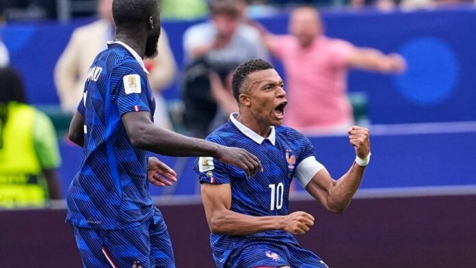 Kylian Mbappé abrió el marcador para Francia en el partido vs. Irak